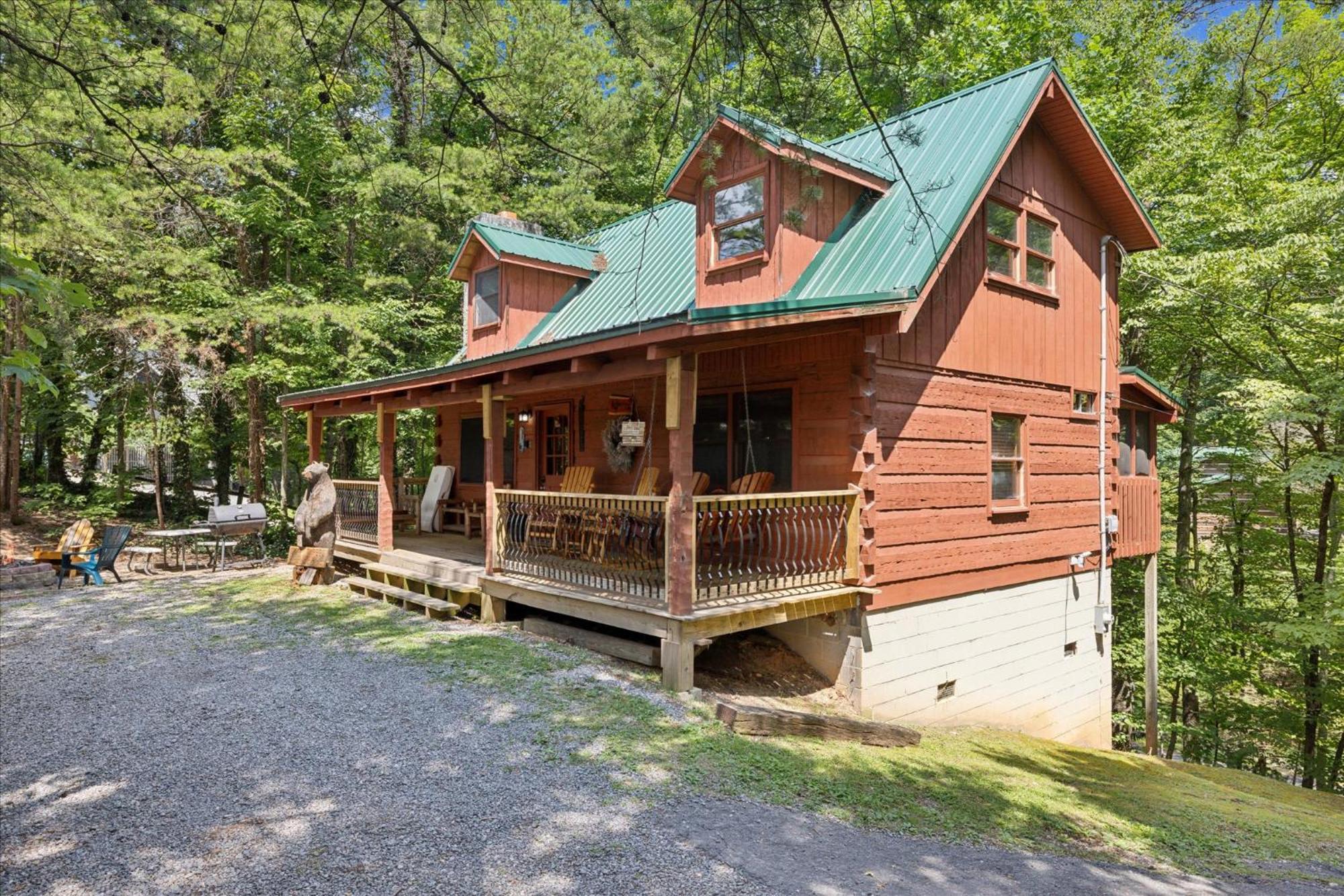 A Charming Cabin, Pool, Firepit, Hot Tub-Jacuzzi Gatlinburg Exterior photo